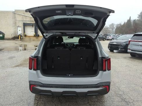 Certified 2024 Kia Sorento SX Prestige image 4