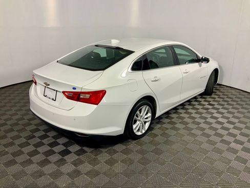 Used 2017 Chevrolet Malibu Hybrid w/ Leather Package FWD image 17