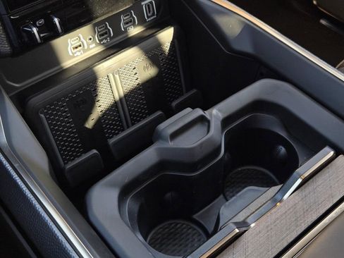 New 2026 RAM 2500 Limited image 21