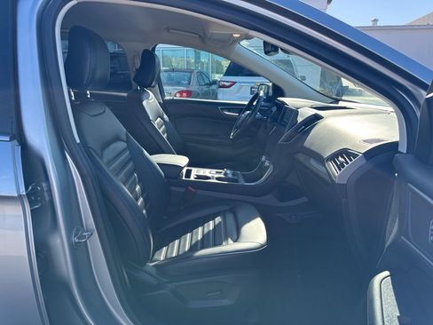 Used 2023 Ford Edge SEL image 19