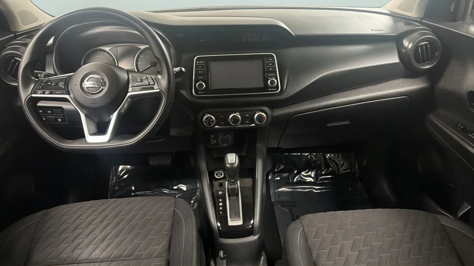 Used 2021 Nissan Kicks S FWD image 16