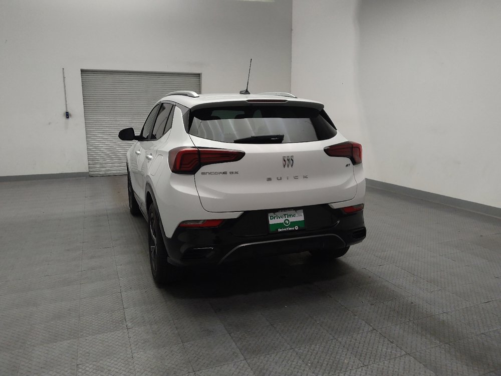 Used 2024 Buick Encore GX Sport Touring FWD image 6