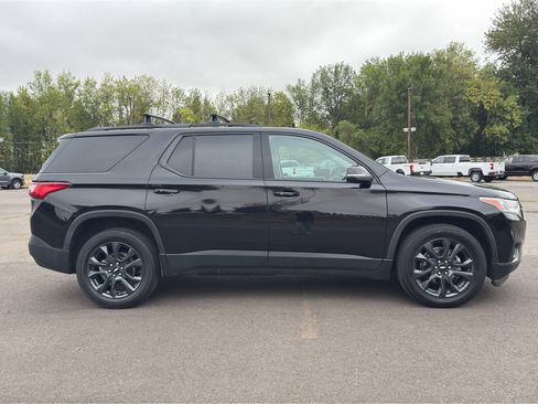 Used 2021 Chevrolet Traverse RS w/ LPO, Floor Liner Package AWD/4WD image 29