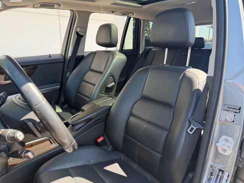 Used 2015 Mercedes-Benz GLK 350 4MATIC image 12