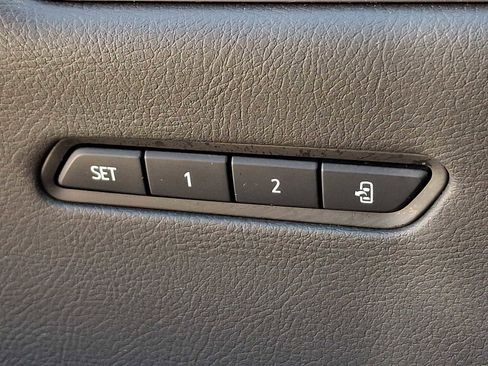 Certified 2023 Cadillac XT6 Sport w/ Technology Package image 33