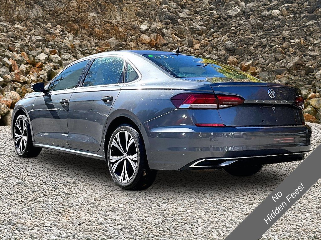 Used 2022 Volkswagen Passat 2.0T SE FWD image 10
