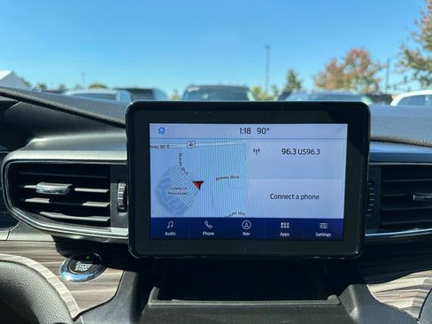 Used 2020 Ford Explorer Limited image 15