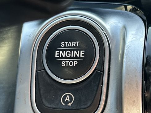 Certified 2023 Mercedes-Benz GLB 250 image 30
