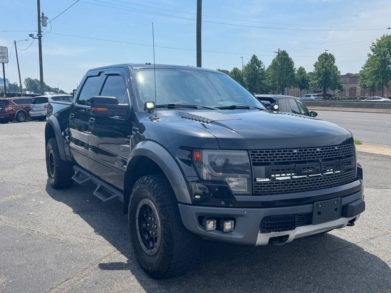 Used 2014 Ford F150 Raptor w/ Equipment Group 801A Luxury AWD/4WD image 2