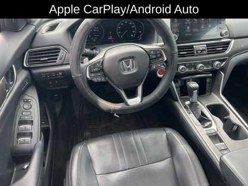 Used 2018 Honda Accord Touring image 15