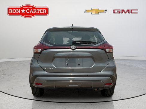 Used 2024 Nissan Kicks S FWD image 5