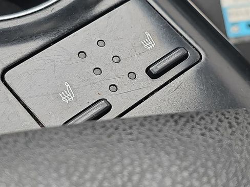 Used 2019 Toyota Camry XSE FWD image 27
