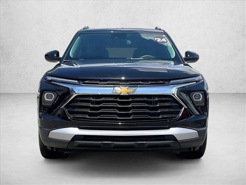 Certified 2024 Chevrolet TrailBlazer LT w/ Driver Confidence Package FWD image 2
