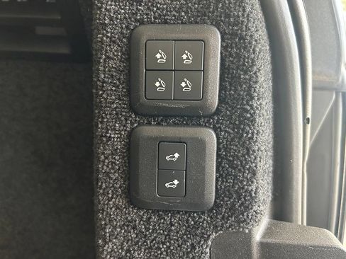 Used 2019 Land Rover Range Rover Supercharged AWD/4WD image 40