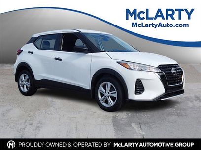 Certified 2025 Nissan Kicks Play S