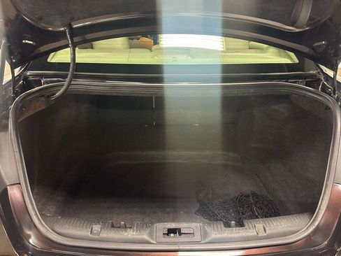 Used 2013 Ford Taurus Limited image 7