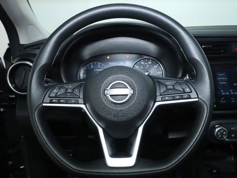 Certified 2024 Nissan Kicks SV image 22