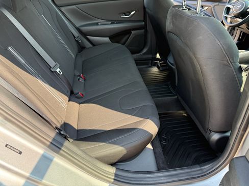 Used 2023 Hyundai Elantra SEL w/ Convenience Package FWD image 34