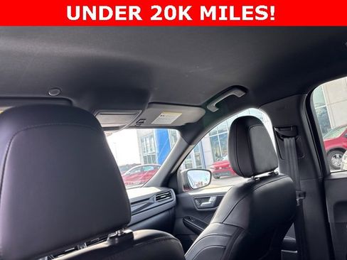 Used 2025 Ford Escape ST-Line image 29