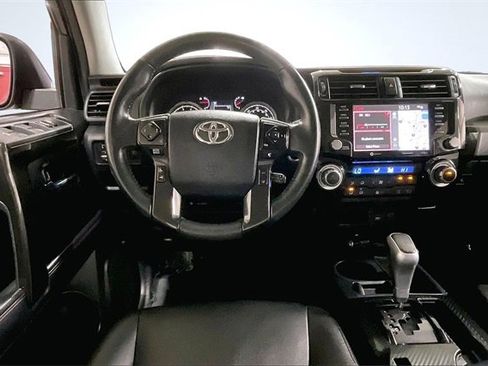 Used 2020 Toyota 4Runner TRD Off-Road Premium image 5