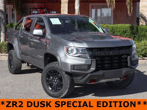 Used 2021 Chevrolet Colorado ZR2 w/ ZR2 Dusk Special Edition image 2