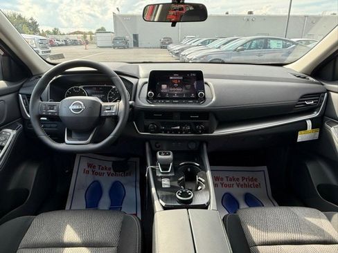 New 2026 Nissan Rogue SV image 20