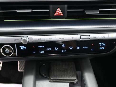 Used 2023 Hyundai Ioniq 6 Limited RWD image 30