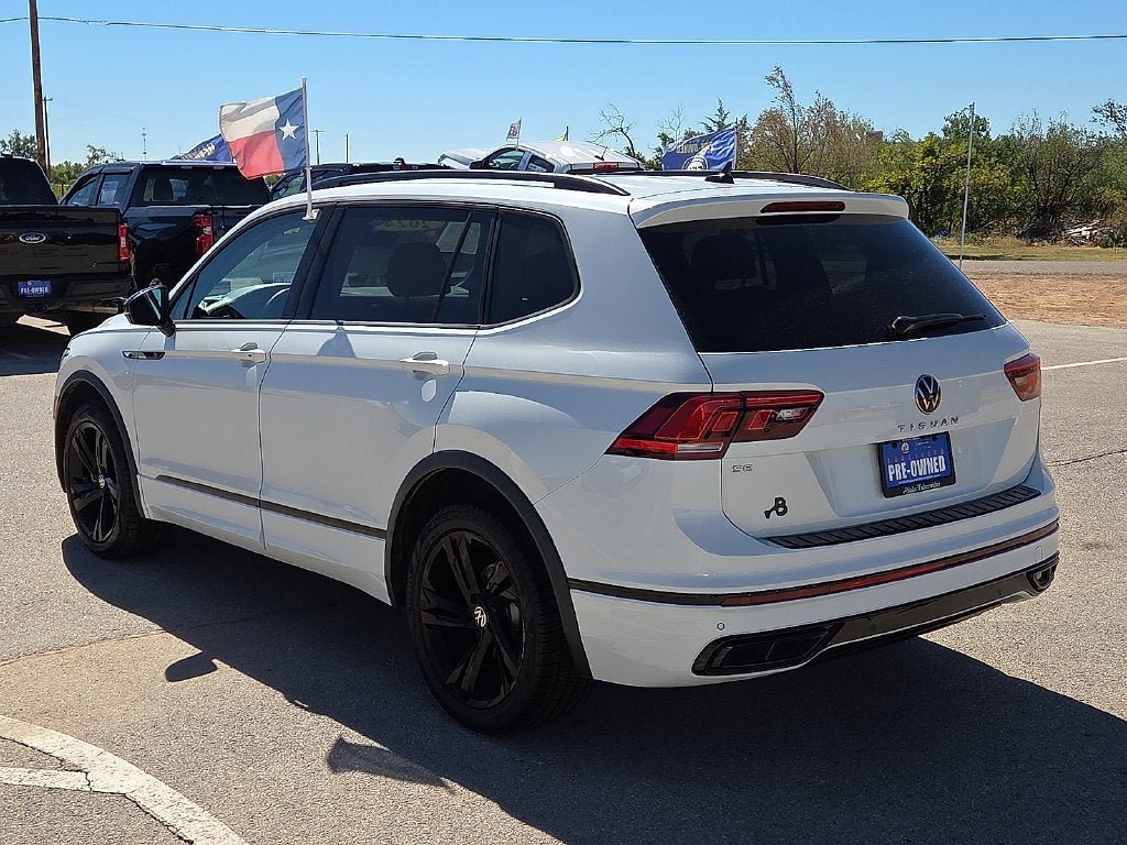 Used 2024 Volkswagen Tiguan SE R-Line FWD image 3