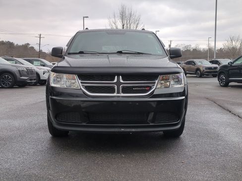 Used 2016 Dodge Journey SE w/ Flexible Seating Group image 2