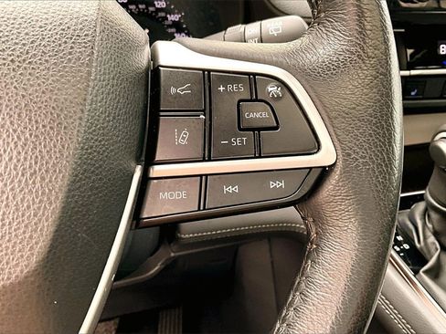 Certified 2024 Toyota Sienna XLE image 13