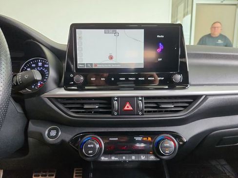 Certified 2023 Kia Forte GT-Line FWD image 14