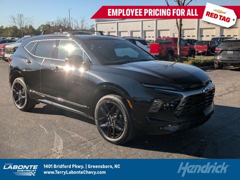 Certified 2025 Chevrolet Blazer RS w/ Driver Confidence II Package image 1