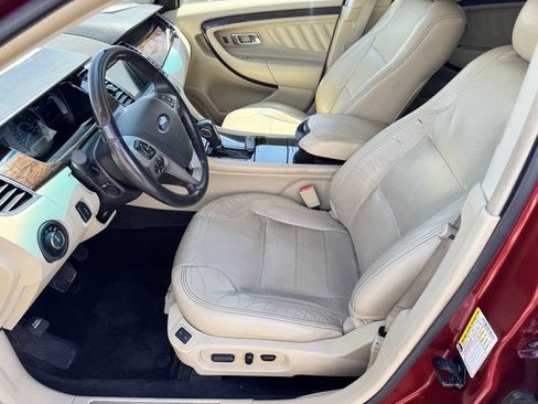 Used 2013 Ford Taurus Limited FWD image 34
