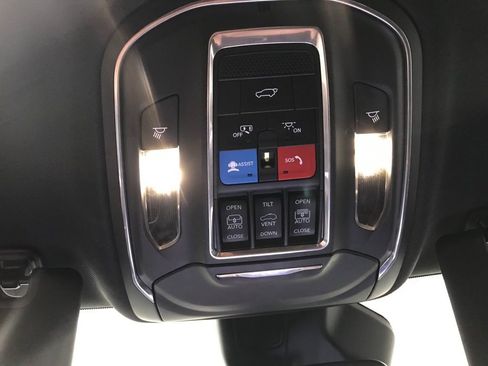 Used 2024 Jeep Grand Cherokee Limited 4xe image 20