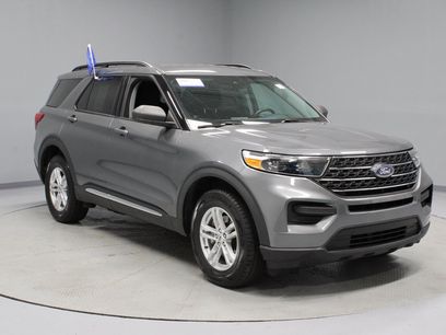 Certified 2022 Ford Explorer XLT w/ Class IV Trailer Tow Package