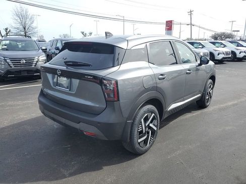 New 2026 Nissan Kicks SV w/ SV Premium Package image 7