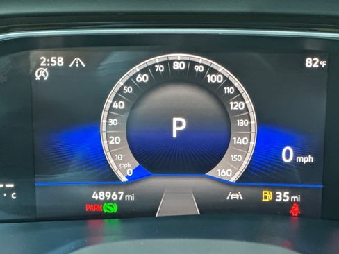 Used 2024 Volkswagen Jetta SE FWD image 23