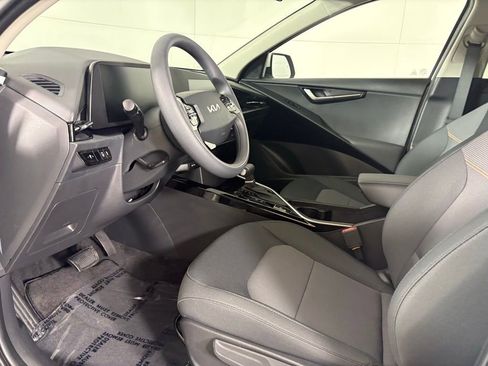 New 2026 Kia Niro LX image 21