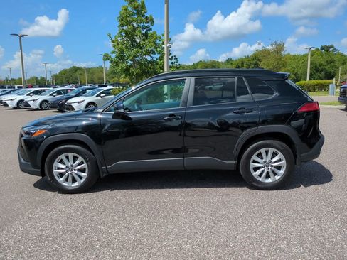 Certified 2023 Toyota Corolla Cross LE AWD/4WD image 3