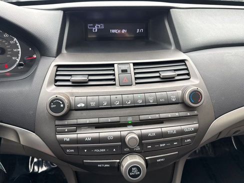 Used 2012 Honda Accord LX image 25