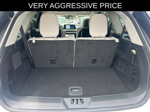 Used 2025 Lincoln Aviator Reserve w/ Equipment Group 201A AWD/4WD image 27