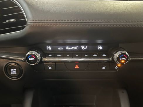 Used 2025 MAZDA MAZDA3 s image 16