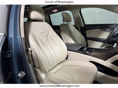 Used 2016 Lincoln MKX Select FWD image 10