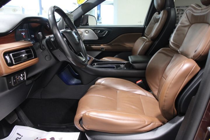 Used 2022 Lincoln Aviator Reserve w/ Equipment Group 201A AWD/4WD image 23