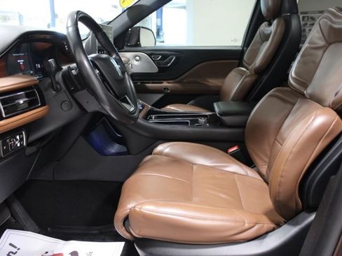 Used 2022 Lincoln Aviator Reserve w/ Equipment Group 201A AWD/4WD image 23
