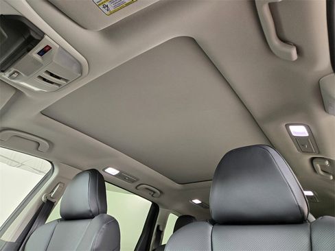 New 2025 Subaru Ascent Touring w/ Popular Package #2 image 9