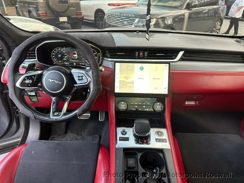 Used 2022 Jaguar F-PACE SVR AWD/4WD image 22