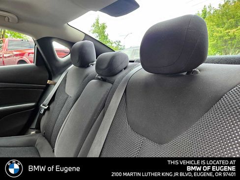 Used 2016 Dodge Dart SXT FWD image 21