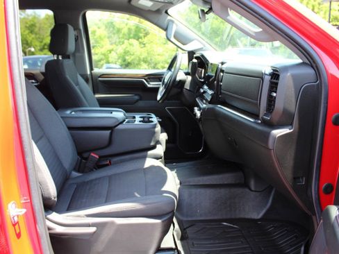 Used 2023 GMC Sierra 1500 Elevation w/ LPO, Elevation Black Package AWD/4WD image 11