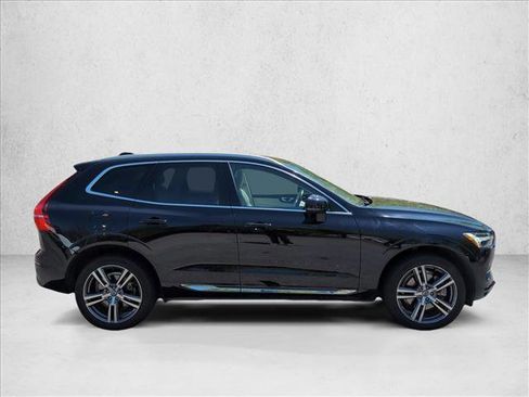 Used 2021 Volvo XC60 T8 Inscription Expression w/ Climate Package AWD/4WD image 4